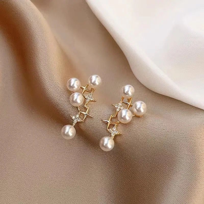 Stars Love Earrings - Image 4